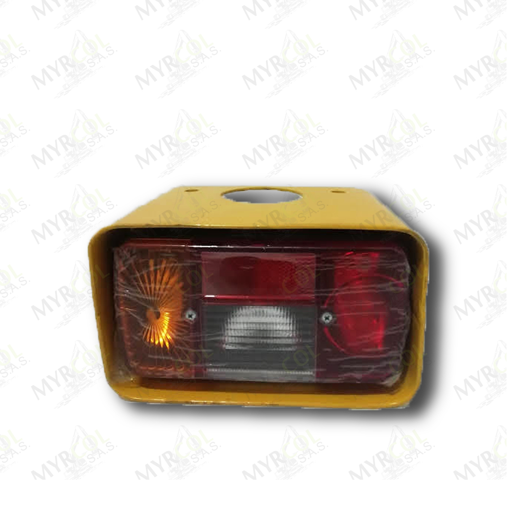 REAR COMBINATION LIGTH RIGHT CLG835